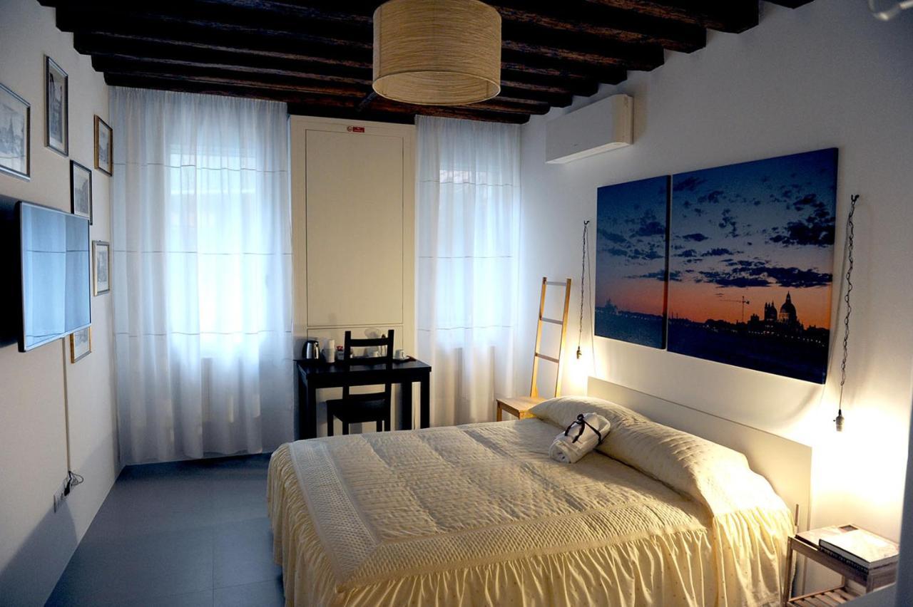 Lively Castello Comfort Room Private Bath & Privacy Venedik Dış mekan fotoğraf